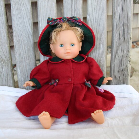 Vintage 1993 Corolle Doll - Original Corolle Clothing - Picture 1 of 13